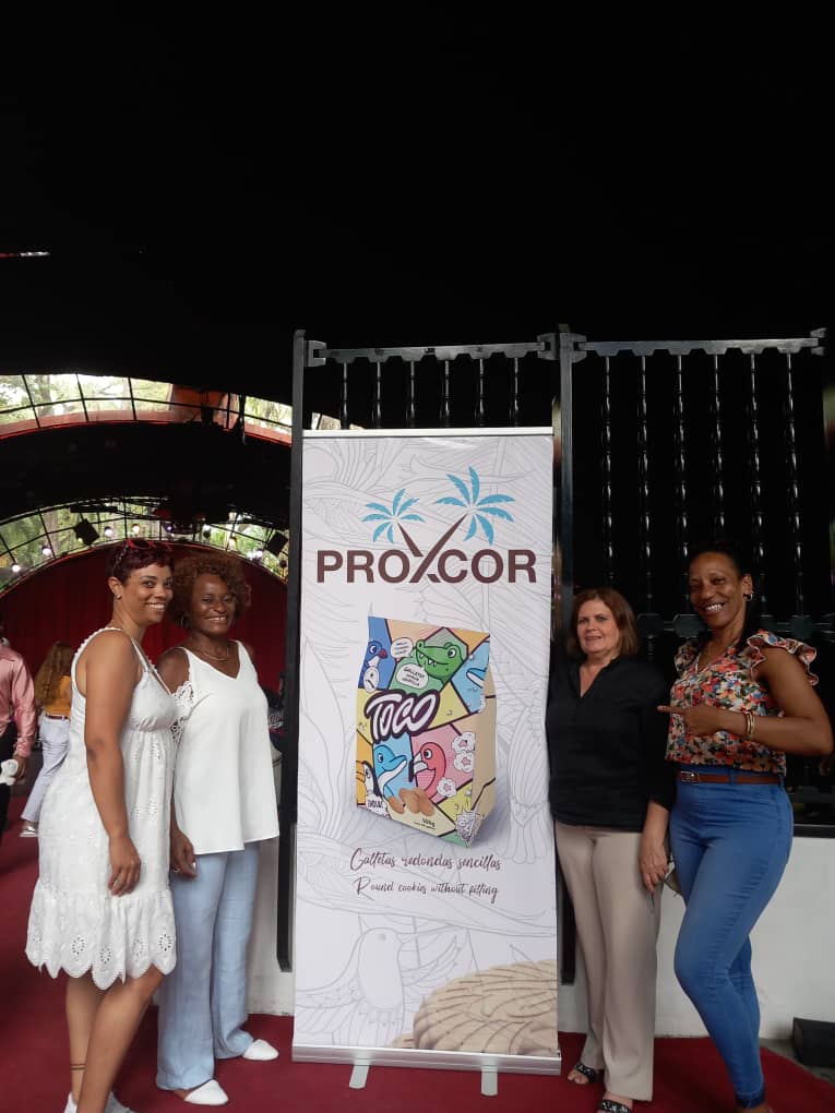 PROXCOR_SA's tweet photo. Con exquisito y tradicional sabor cubano #PROXCOR dice presente en el Festival del Tambor 2024.
#VamosConTodo #GenteQueSuma #FestivalDelTambor #Proxenta #coralsa https://t.co/WyhlHT0N2r