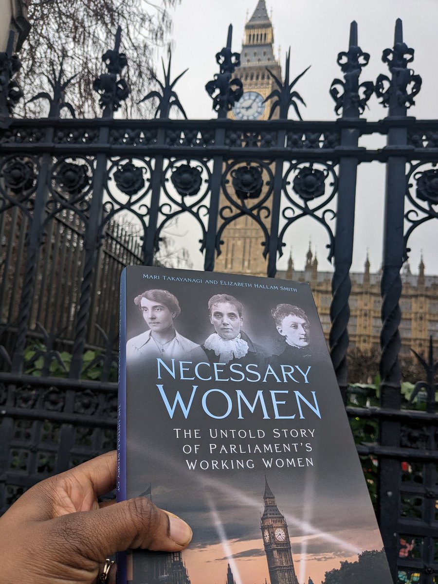Really enjoyed joining parliamentarians communion this morning before speaking to them over breakfast at speaker's house about Easter, hope, resurrection, and @Theosthinktank's work on public attitudes to death. Thanks for inviting me @mountainskies - and for the book.