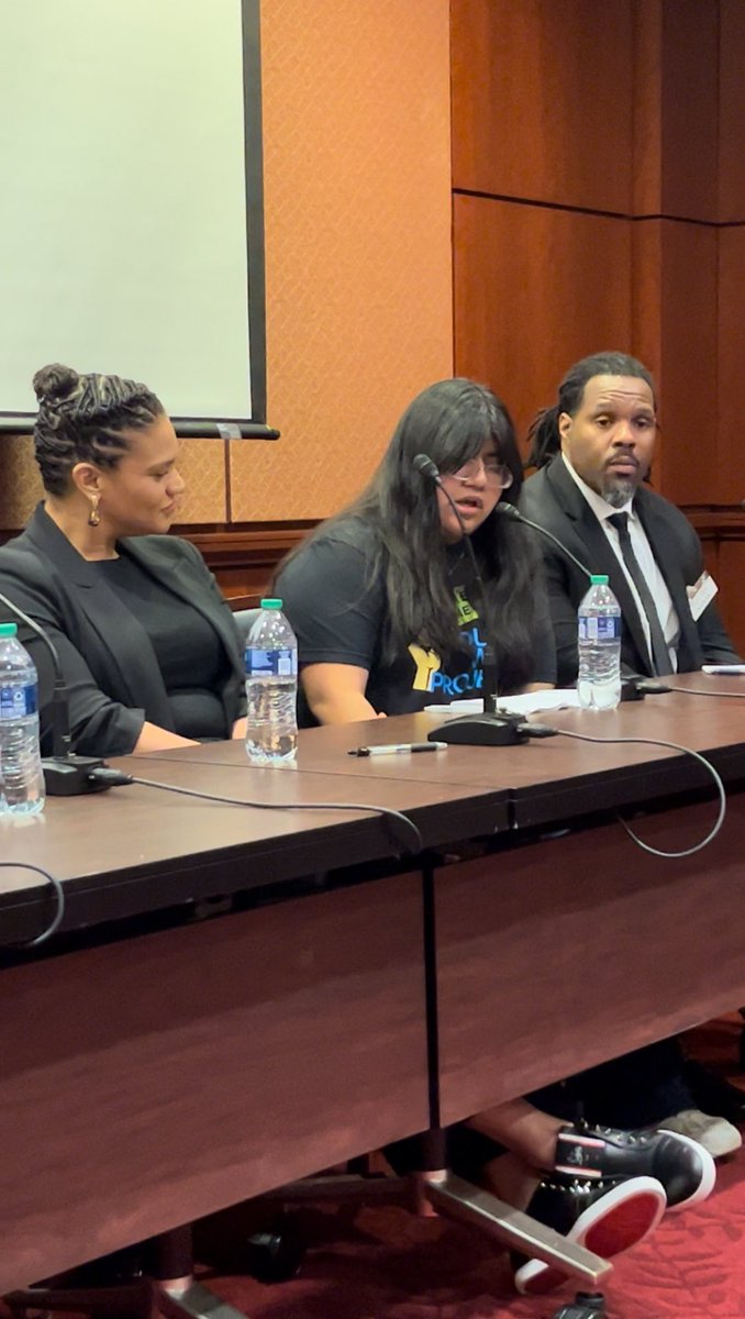 yerr_power's tweet photo. “Schools with the most resources are the safest ones, not the ones with police &amp; metal detectors. It’s past time to take action &amp; listen to youth - look at Chicago &amp; Oakland. We need this federal legislation to pave the way.” - Camilla Vaquero, @MaketheRoadNY https://t.co/8A6GKvdSRr