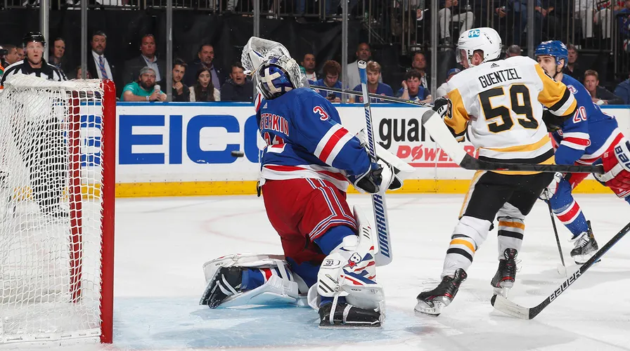 Zeeeegs's tweet photo. Retweet if you want Jake Guentzel to become a New York Ranger.

Let's make it happen, New York. 🗽 https://t.co/CJ7eakHYZC