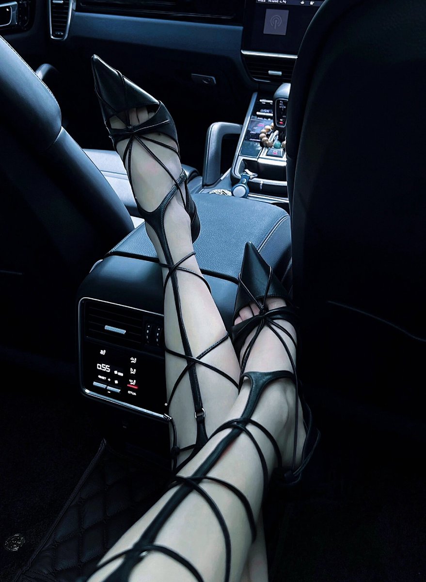 Cc6Lin's tweet image. どうしてこんなきれいな靴があるんですか。😂
すごくきれいだと思いますが、どう思いますか。