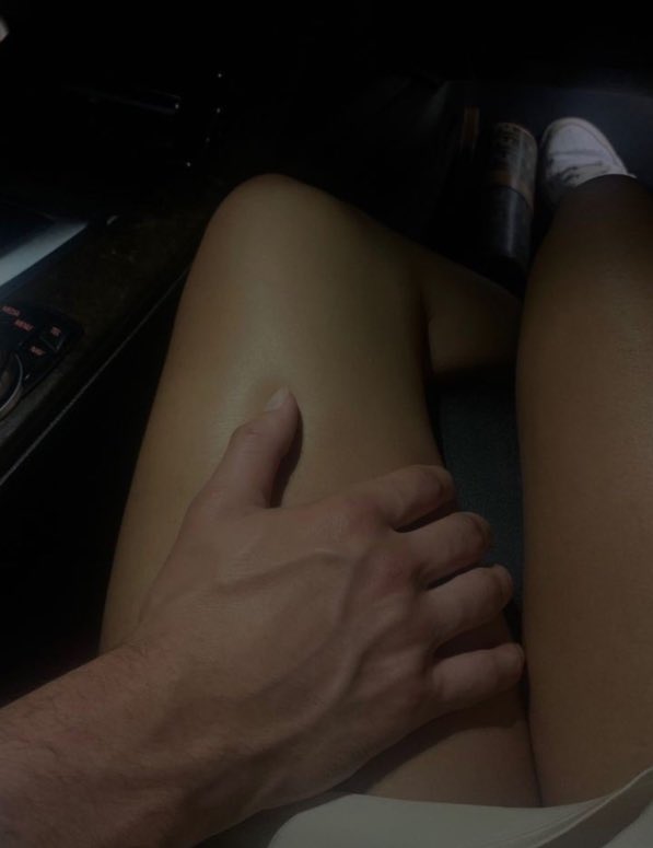 meandwh's tweet image. physical contact