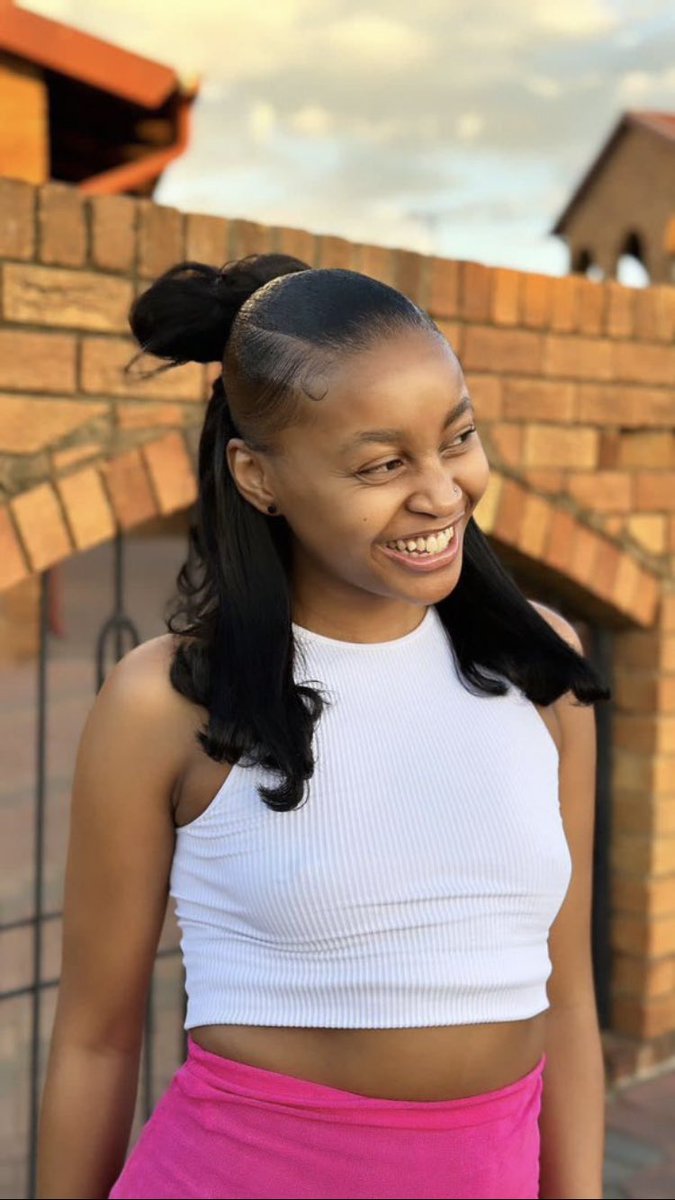 EsonaSmith's tweet photo. No decamping formed against you shall prosper 🧡🧡🧡 This is a Zee Stan thread!! comment below with orange hearts for and Tags for Zee 

#ZintleZee 
#ZintleMofokeng 
#BBMzansi https://t.co/IvfwMqyeRg