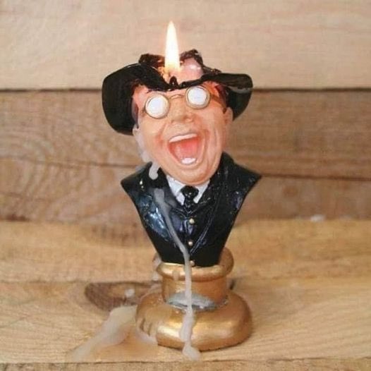 Okay now I NEED this candle #raidersofthelostark