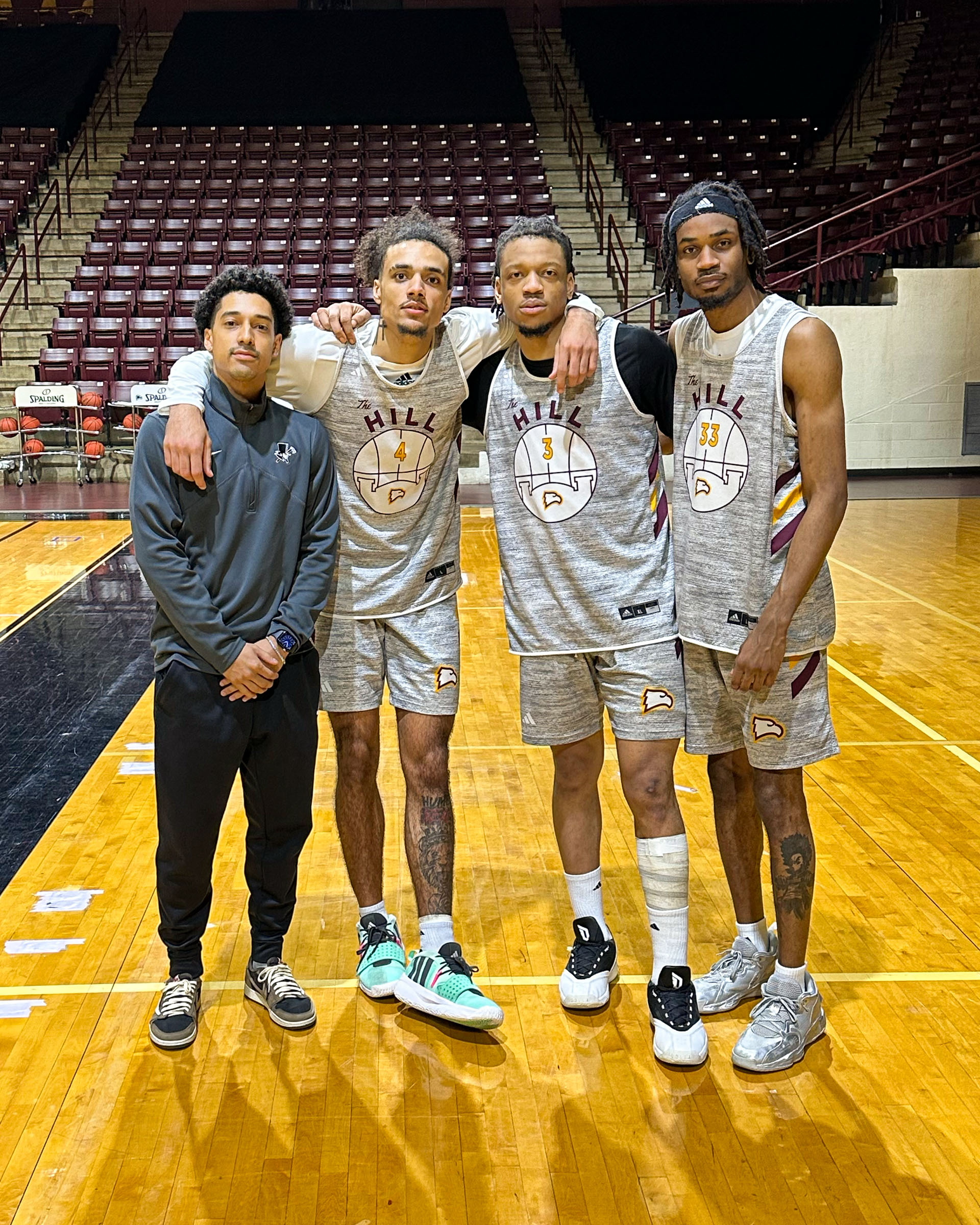 Winthrop men's basketball online