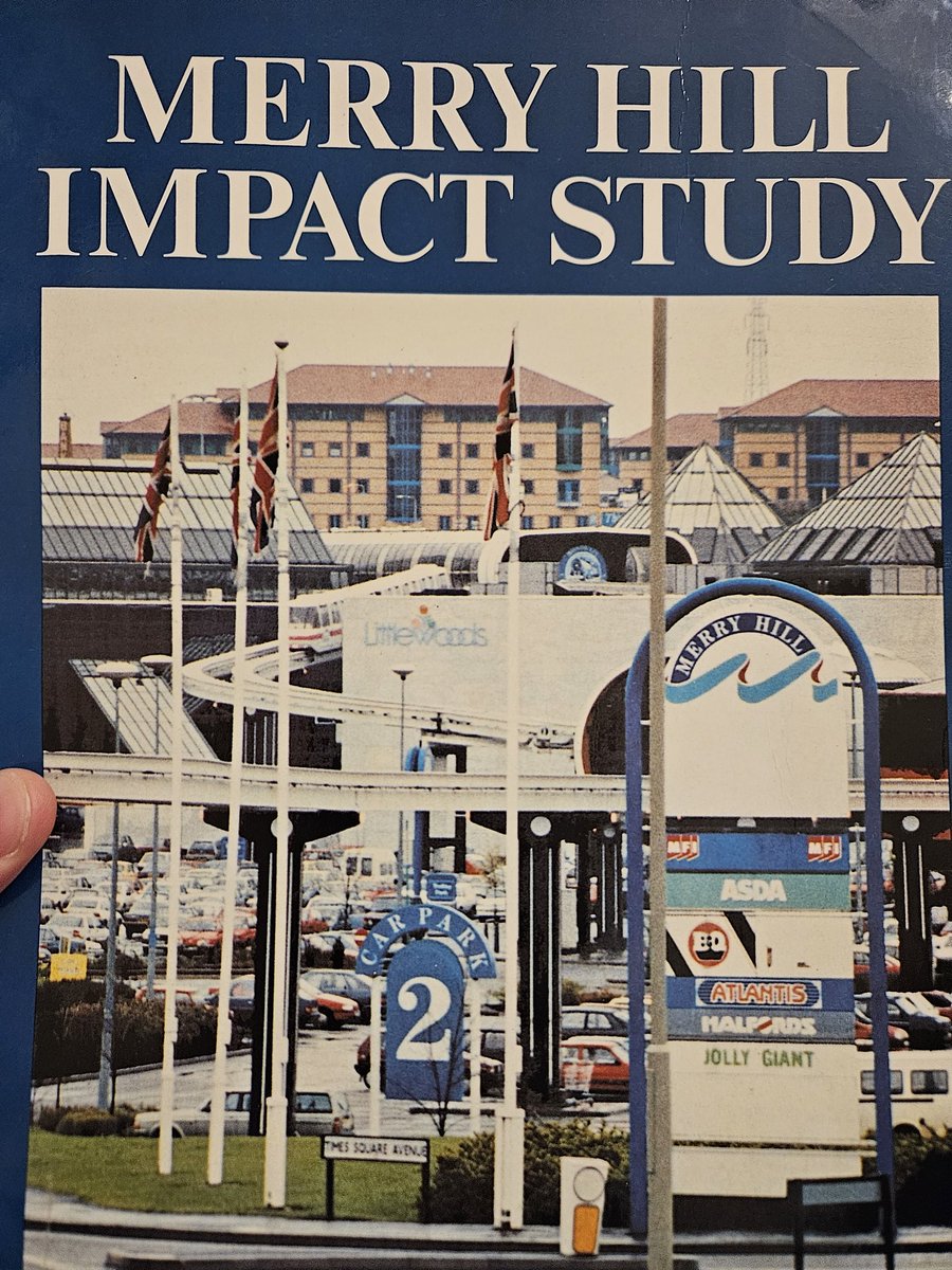 Nick_JS's tweet image. It&apos;s very nerdy to say that I find this interesting. Also there is a monorail on the front cover.