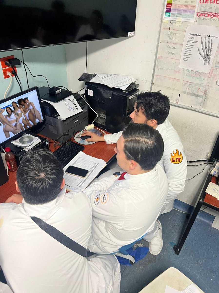 ValeriMoral's tweet photo. capacitando al R1 de tyo https://t.co/HyyG0JAYl7