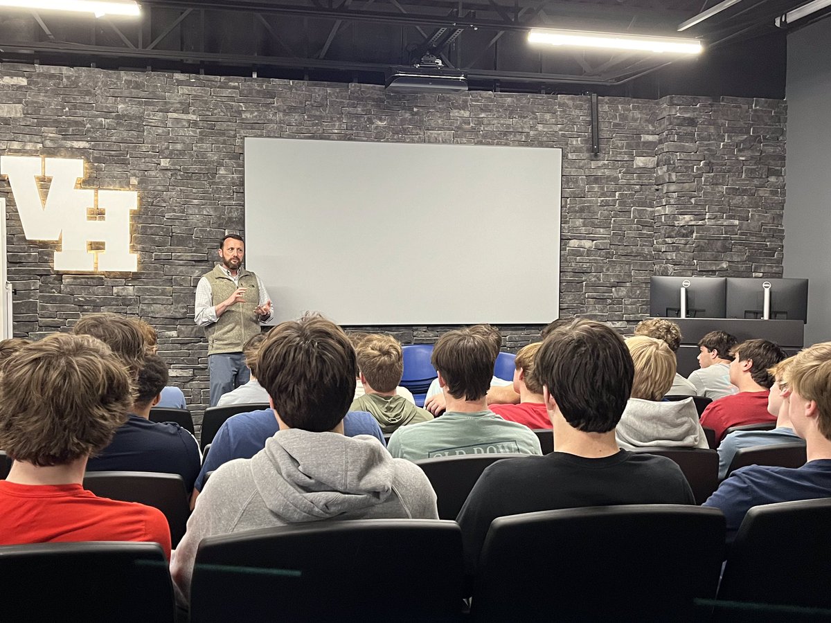 1rebelfootball's tweet photo. Jared Bussey from Architectural Cooperative speaking with our players during today’s financial literacy segment

#1REBEL https://t.co/3lPOkSS63H