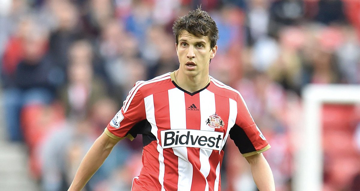 randomballerOTD's tweet image. A defender who will always be remembered by Sunderland supporters for all the wrong reasons after his spectacular comedy own goal:

Ex Sunderland and Argentina International- Santiago Vergini

#SAFC #Sunderland #SunderlandAFC #BlackCats #Argentina
#randomballerOTD