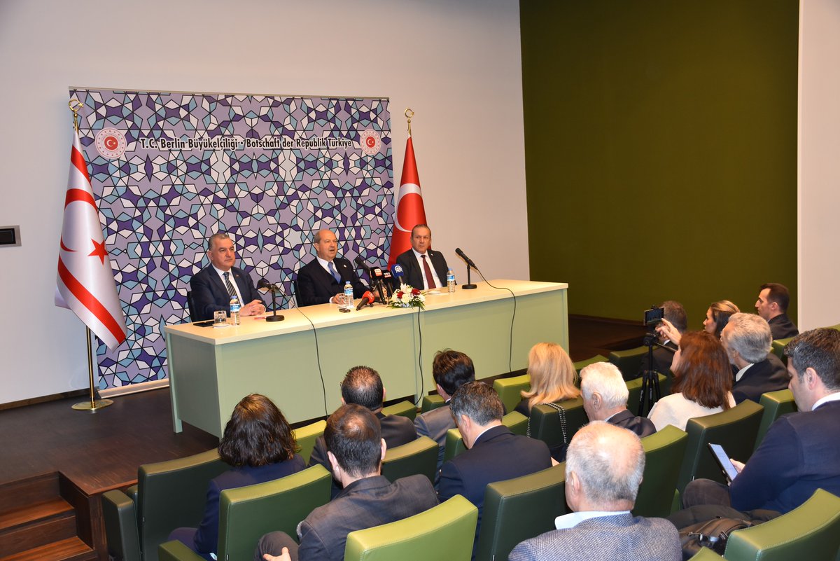 ataoglu_fikri's tweet photo. #ITBBerlin #Turizm Fuarı dolayısı ile #Almanya’da bulunduğumuz süre zarfında #Türkiye Cumhuriyeti Berlin Büyükelçisi Ahmet Başar Şen'i ziyaret ettik.
Görüşmelerimiz kapsamında ayrıca #MÜSİAT'ın Berlin temsilciliğini de ziyaret ederek iş insanları ile bir araya geldik. #VisitNcy https://t.co/q3zreUkEaT