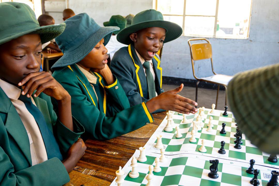 thegiftofchess's tweet photo. En route to Plumtree the team pit stopped at the turnoff to Cyrene High School, which is situated 32 Kilometres South of Bulawayo, Zimbabwe’s second largest city where Chess sets were presented to the schools chess club. 

Don’t just watch — JOIN US 🎁♟️ @wkmukundwa https://t.co/yYvQ9edGra