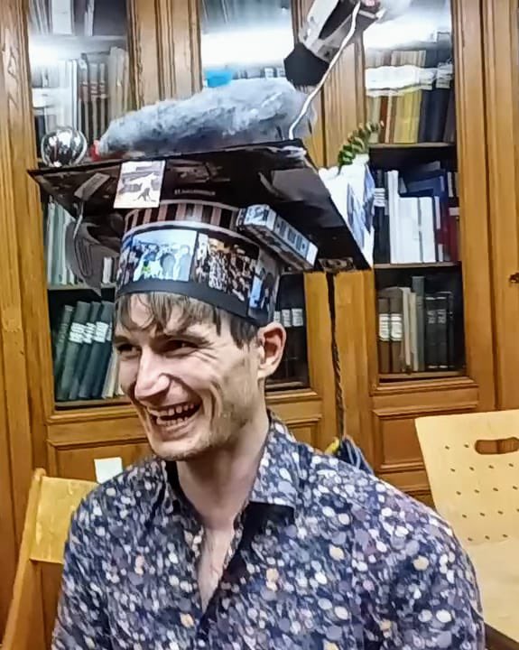 DrRemeis's tweet photo. On Friday, Ole König from #theobservatory successfully defended his PhD Thesis titled “X-ray observations of accreting compact objects” where he studied the nova YZ Reticuli in the fireball phase, and timing features in the black hole X-ray binary Cygnus X-1. Congrats, Ole! 👏🏼 https://t.co/7TYvCHTxhc