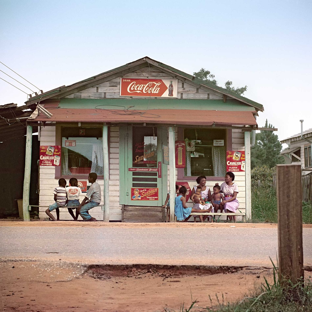 Store Front, Mobile, Alabama, 1956⁠
.⁠
.⁠
.⁠
#blackculture #blacklove #blackisbeautiful #socialjustice #freedom #endinjustice #speakup #speakout #blacklivesmatter #blm