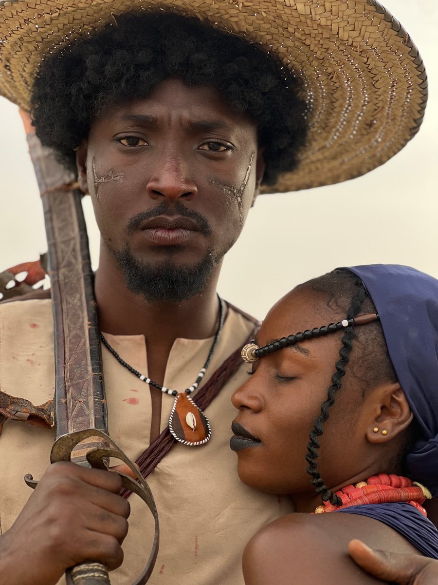 tobiadaniels_'s tweet image. Arkiza and his muse. 🎬🎥
#setpic