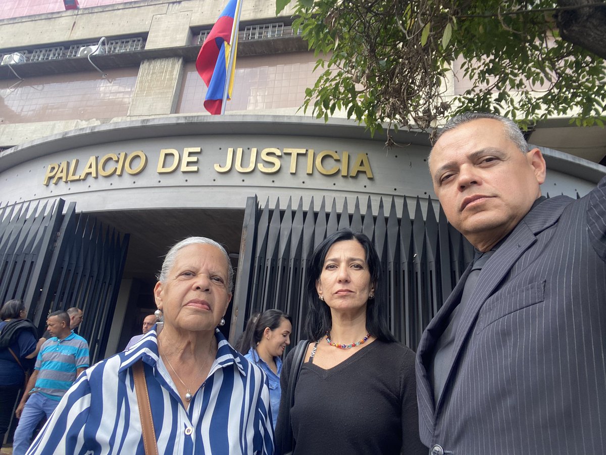 Alexis Lira tweet media