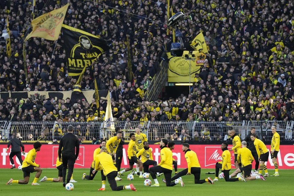 🏆🟡⚫️ Borussia Dortmund have now qualified for the FIFA Club World Cup 2025.

As a result of RB Leipzig’s UCL elimination, Dortmund are now assured of a spot via the ranking pathway and will join FCBayern as Germany’s representatives at next year’s tournament.