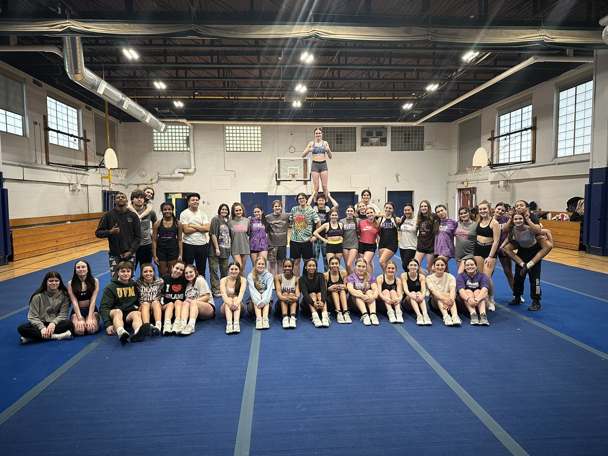 States week day 3: annual “bring a friend to practice” day!! Thank you to all of our friends who came! 💜