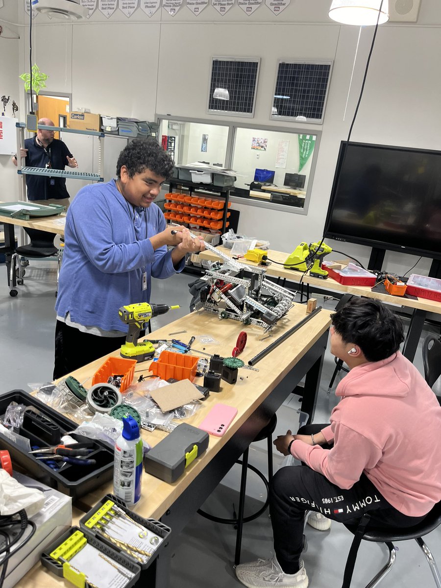 Phillipmhunt's tweet image. After the SAT the @NimitzVikings Robotics team is hard at work prepping for TSA State. #newcode #newsensors #newintake #morepneumatics @iisdCTE @IrvingISD @WeirdScience67