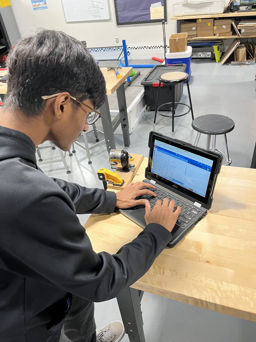 Phillipmhunt's tweet image. After the SAT the @NimitzVikings Robotics team is hard at work prepping for TSA State. #newcode #newsensors #newintake #morepneumatics @iisdCTE @IrvingISD @WeirdScience67