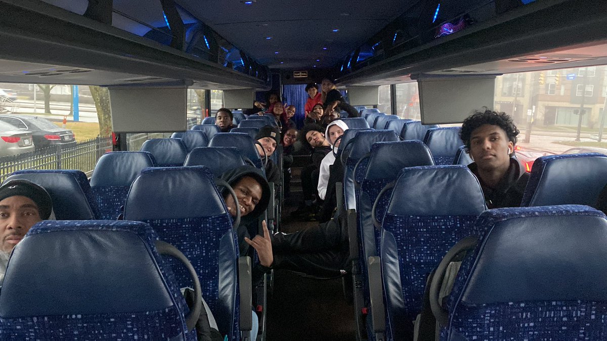 TriCAthletics's tweet photo. Tops ready to go to go to @MottCCAthletics and the @NJCAARegion12 basketball championships!  Wbk at 9 am
Tomorrow morning! Men at 8 pm Friday night! https://t.co/sk5euWONmk