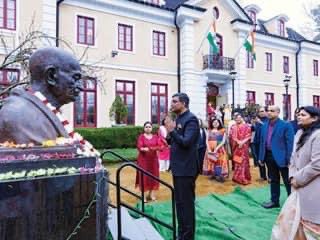 Indian community in Atlanta celebrates India’s 75th Republic Day

Around Town
By Viren Mayani

khabar.com/magazine/aroun…