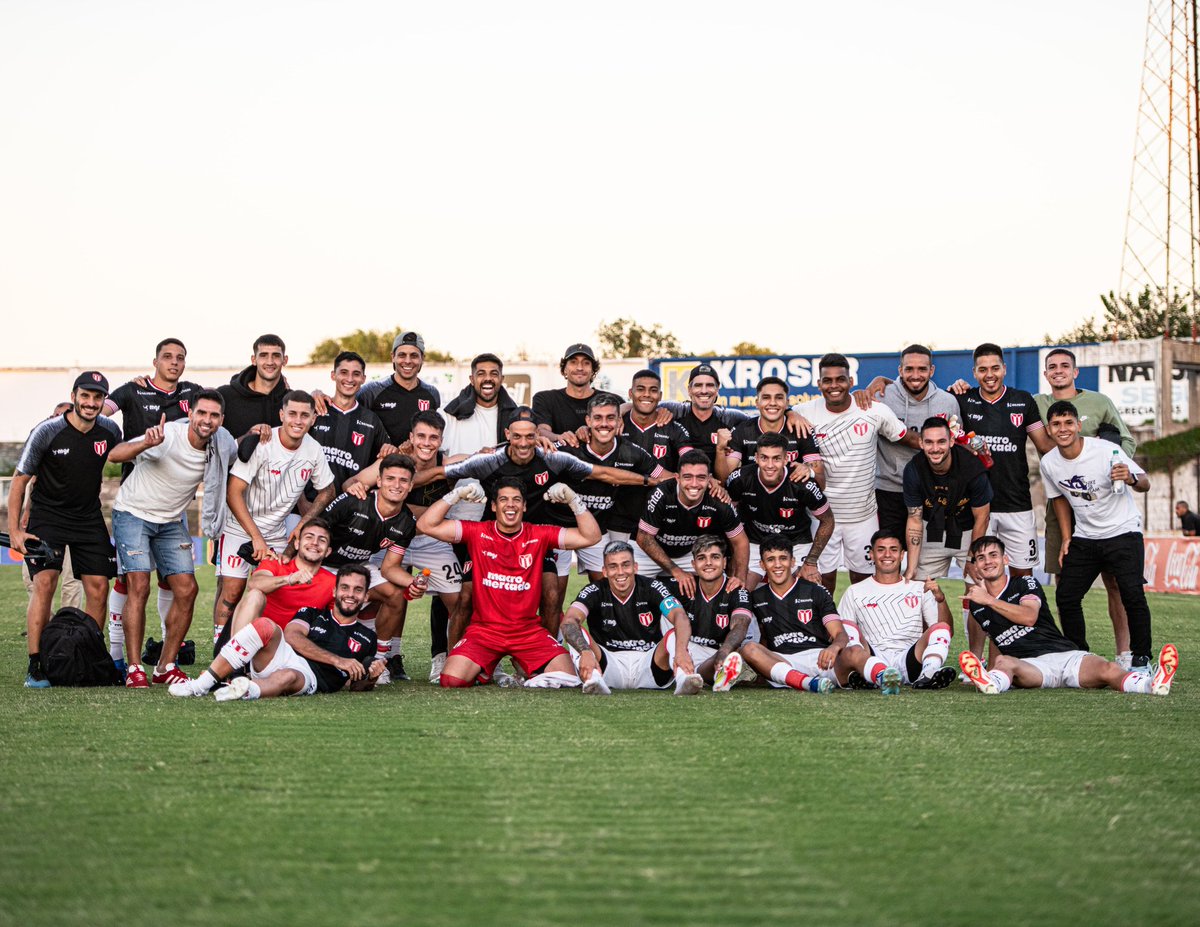 🔜 𝗔 𝗦𝗘𝗠𝗜𝗦𝗦𝗦𝗦𝗦𝗦𝗦𝗦𝗦𝗦𝗦
<a href="/CopaAUFUruguay/">Copa AUF Uruguay</a>

💪🏽 La banda y los jugadores 

#VamosRiver 🔴⚪️