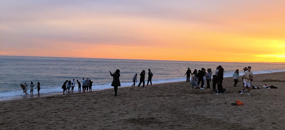 StpaulsLeic's tweet image. Some amazing photos from the St Paul's Spanish trip 🇪🇸

Day 1 (La Calella): Quick time on the beach before sunset. Day 2 (Las Ramblas). Day 3 (Girona, Chocolate factory, Empuries Ruins)

The best bit...all the compliments we're receiving about how well behaved our students are!