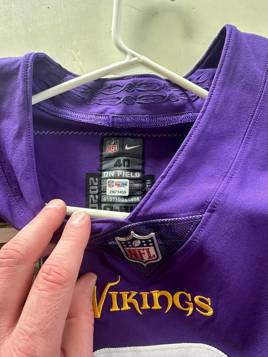 SkolBros tweet picture