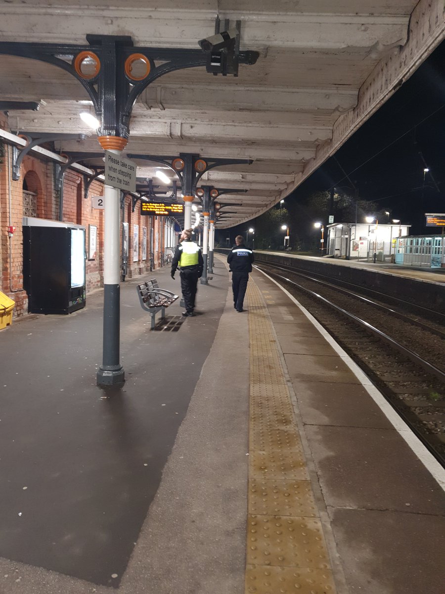 #Kingstanding and #Tyburn officers along with @ST_Police conducting patrols on trains 🚆 This was due to passengers safety #Communitypolicing