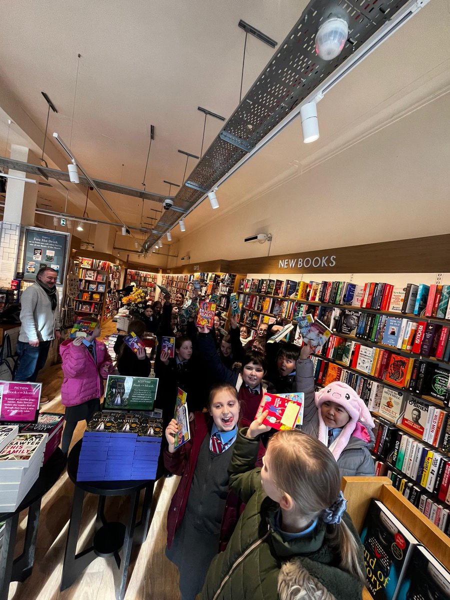 StCharlesGla's tweet photo. P5 had a lovely morning starting the celebrations for #WorldBookDay2024. They visited #HillheadLibrary then went over the @WaterstonesBYR to spend their book voucher @literacyfor_ALL #readingforpleasure #LocalCommunity https://t.co/CvDM08zlUL