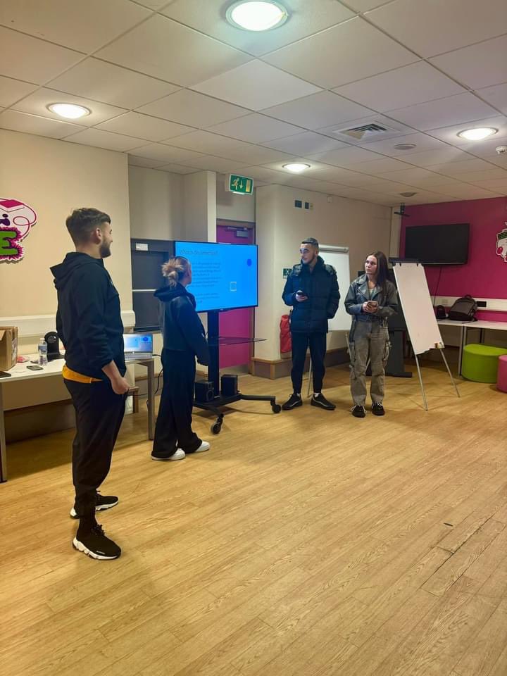 Rcitybelfast's tweet photo. 🌟Great night with our year 2 as they took time to present their findings on group research projects they have been working on as part of Foroige Module 2! 

🙌It was brilliant to see the effort put in by all in creating their presentations, well done team!
￼
#RCity #Foroige https://t.co/Loj5BKmfAg