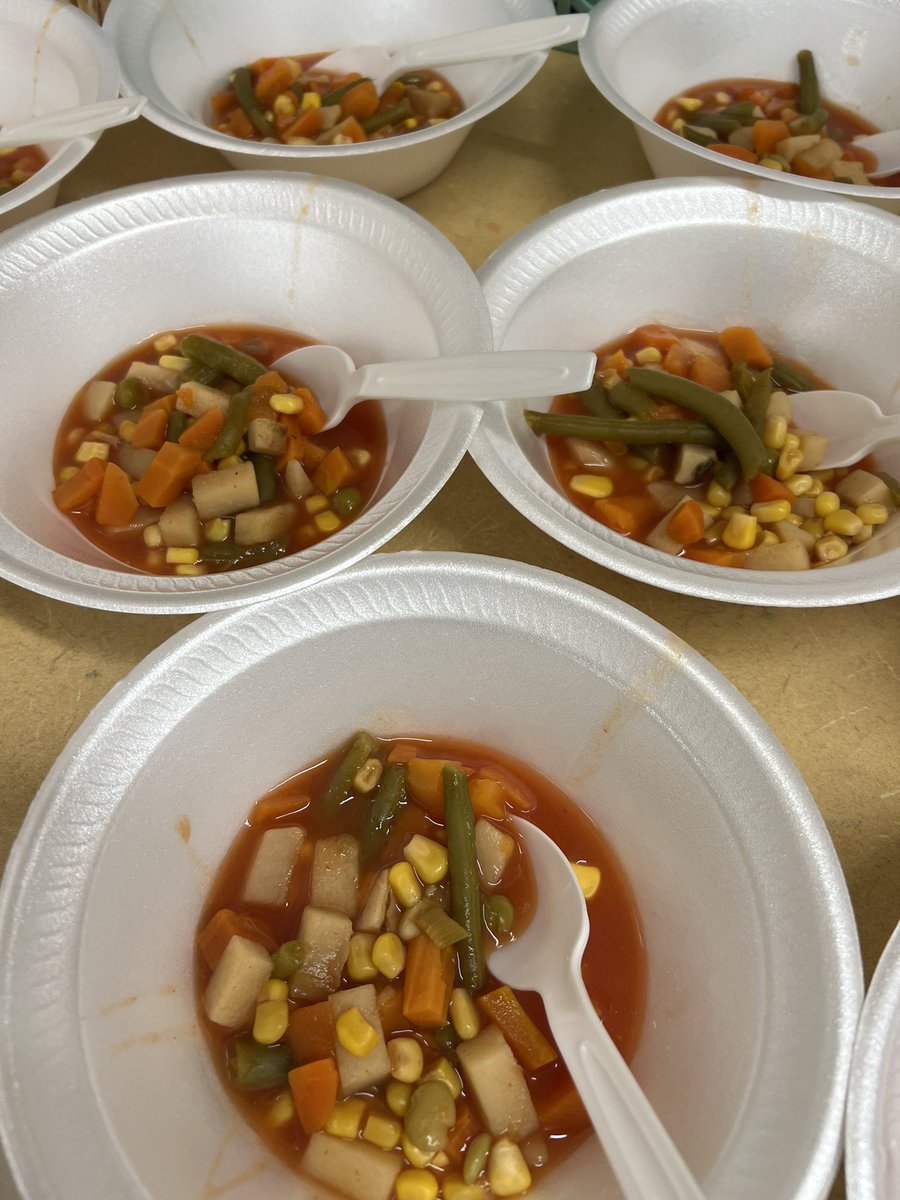 MrsCoachNance's tweet photo. After reading โStone Soup,โ we made our very own stone soup (only vegetables, no stones). They had the best time today and I love the connections they made! ๐ชจ๐ฅฃ #cookingintheclassroom #wednesdayscanbefuntoo #iteachk https://t.co/9eK5Gbgfiq