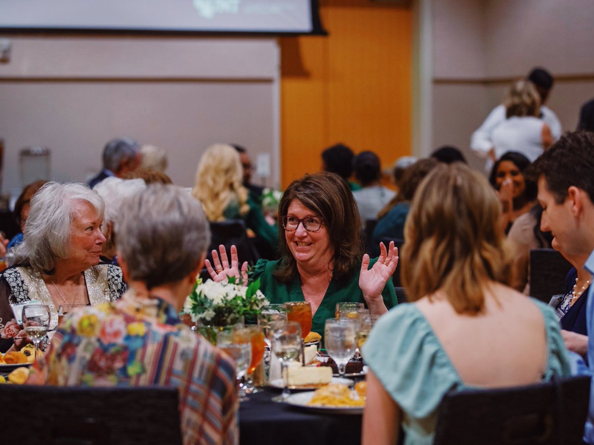 This weekend we hosted #CelebrateMayborn Industry & Alumni Awards to recognize amazing people for their contributions to the journalism industry! We love celebrating our alumni with the recognition they deserve. Congrats to everyone this weekend! 📸: @hatchvisuals