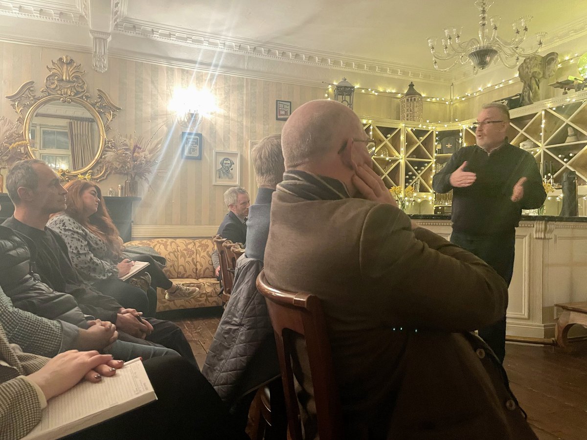 LEOLaois's tweet image. Pearse Flannery delivering ann inspiring talk at Preston House, Abbeyleix for Enterprise Week #LEW2024 #MakingItHappen #ImplementingAI #WorkSmarter #LEOLaois #Entrepreneur #SME #Enterprise
#PearceFlannery