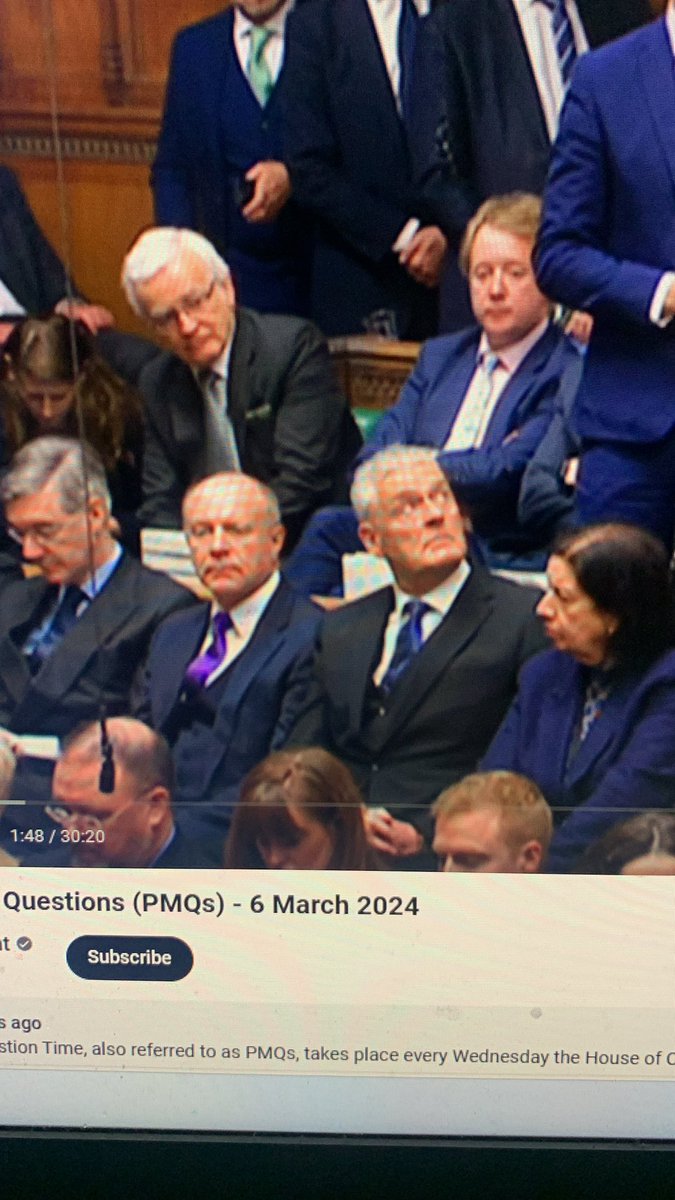 JayGrudz's tweet photo. @BethRigby Is 30p Lee supposed to be sat there?! https://t.co/LyqMsPYMra