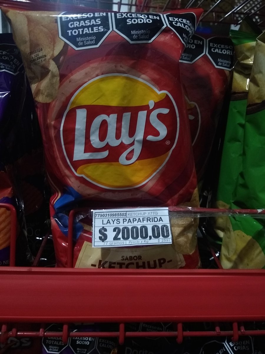 esdumile's tweet photo. lo q me fascina de los chinos es que tipean convencidos de que se dice así https://t.co/H3yipJbLV5