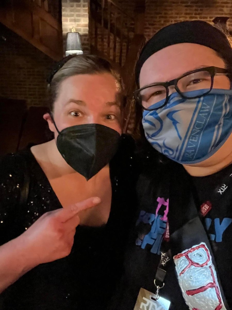masterofpsych17's tweet photo. Thanks for the memories @RoosterTeeth 

RTX part 5/?
@IAmLindsayJones 
@BlackKrystel 
@larrymatovina https://t.co/SkIb7T0HXb