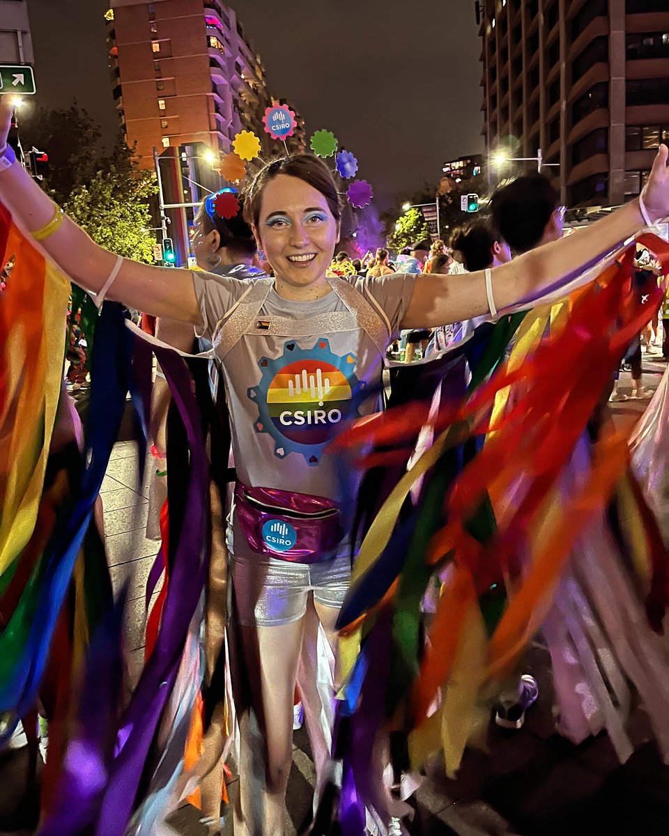 CSIROPublishing's tweet photo. Last weekend, our incredible CSIRO Publishing colleague Ariel joined #TeamCSIRO for an unforgettable experience at #SydneyMardiGras!
"I had an AMAZING time."
#CSIROPride @CSIRO 1/2 https://t.co/T9fXGZLww6