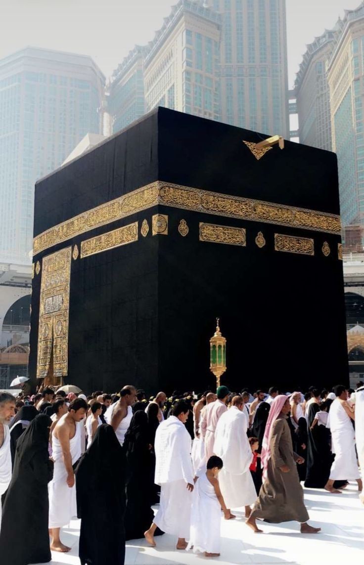 GullMeenaaa's tweet photo. We don't change ALLAH's message . HIS message changes us🤍
Good Morning Twitter world🎗️🌺
#Allah #AllahblessPakistan #instagramdown #สุขุมวิท11 #BlessedAndGrateful https://t.co/UPxymznP4l