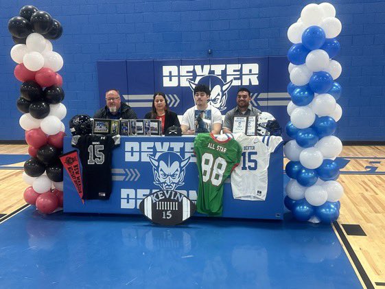 Kevin Villalobos (@kevinvc1735) on Twitter photo I am very excited and blessed to say I have committed to New Mexico Military Institute!
<a href="/nmmibroncos/">NMMI Football</a> <a href="/CoachMitch55/">Josh Mitchell</a> I am very excited and blessed to say I have committed to New Mexico Military Institute!
<a href="/nmmibroncos/">NMMI Football</a> <a href="/CoachMitch55/">Josh Mitchell</a>