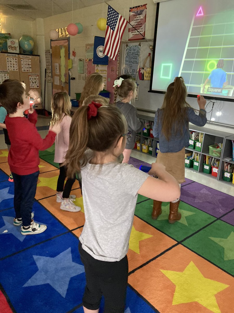 MrsAmyMoser's tweet image. A day in the life of a 1st grader; a powerful and insightful experience. #shadowastudentchallenge @wmSURN