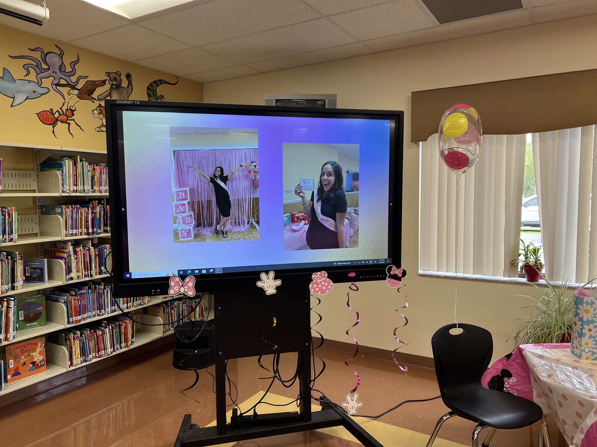 lcmediatbk8's tweet photo. When the #hubofschool is filled with teacher pals for a Baby Sprinkle! All the bows for @MrsK_Ochoa and Baby Ochoa!π€°π»πΆπ» π @TurnerBartelsK8 https://t.co/p2GHBIezlh