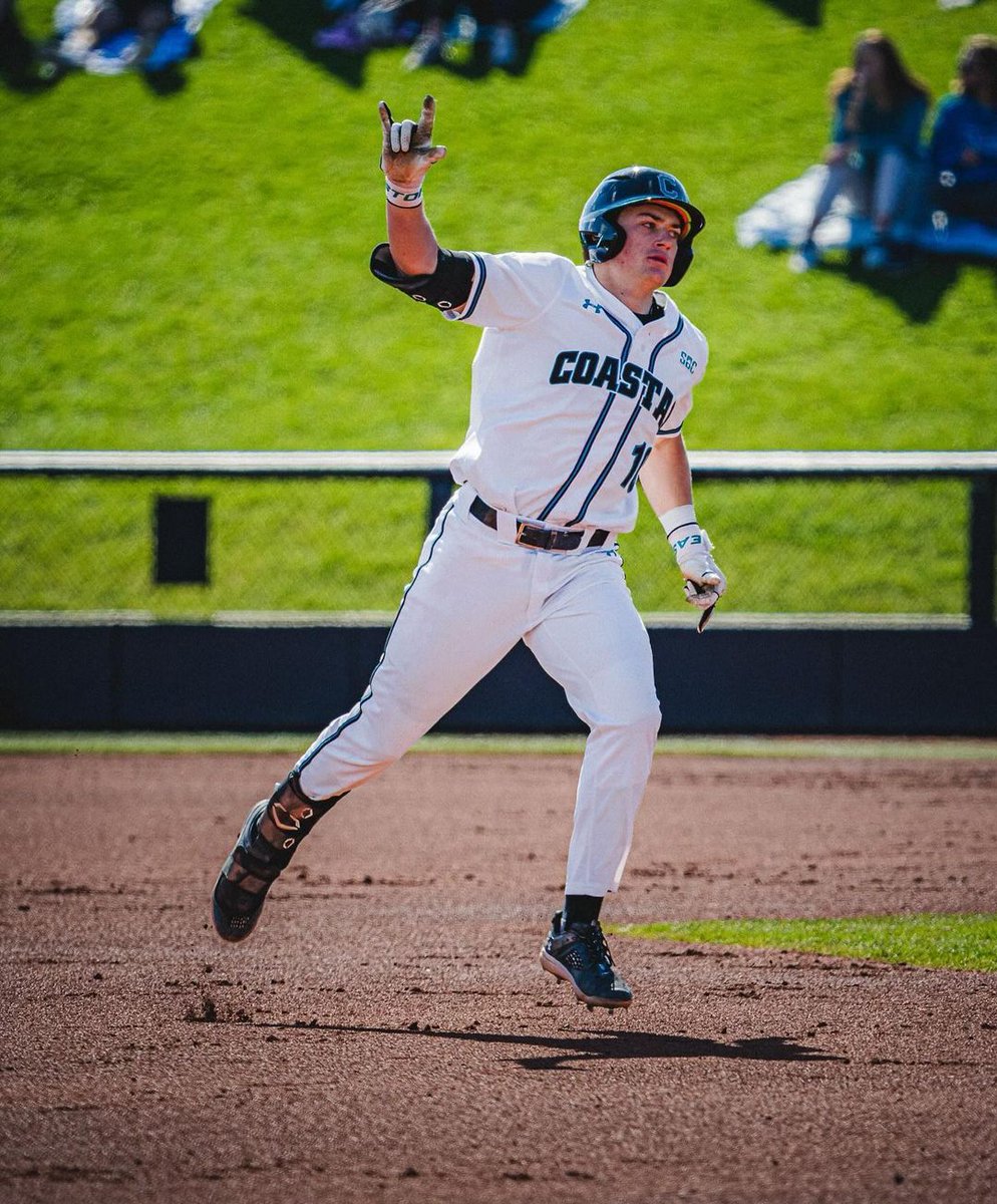 "Look for <a href="/snacci5/">sam antonacci</a> to keep climbing draft boards and make a run at Day One consideration if he continues to perform at a high level against D-I competition this spring."

Read more on the <a href="/CoastalBaseball/">Coastal Carolina Baseball</a> third baseman and other #MLBDraft prospects ⤵️

🔗 d1ba.se/3V8vBD0