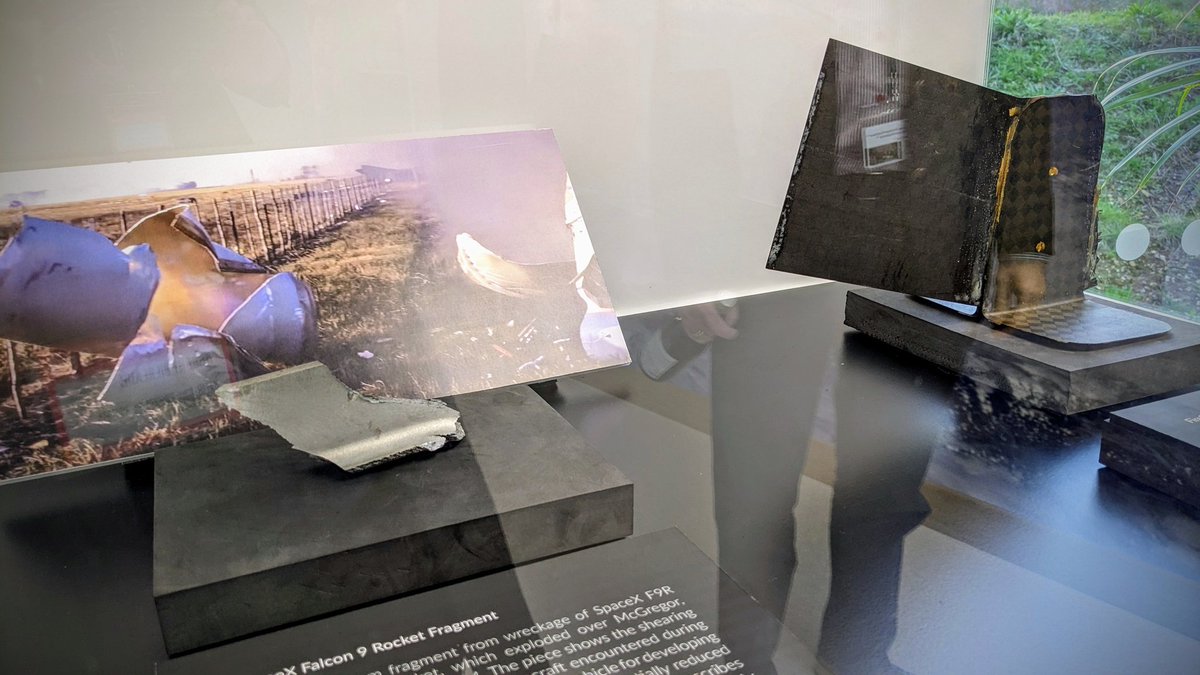 Bit of an unexpected find today at @EuropeanSpaceA1's - ESA conference centre at the @HarwellCampus. In their 'Space Vault Exhibition' fragments from both SpaceX's F9R Dev1 prototype rocket and Firefly's first mission of their Alpha rocket. #RUD #RecentHistory