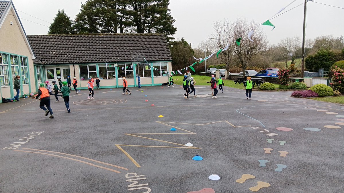 WhelanGavin's tweet image. 🏑 #SchoolsCoaching - end of a brilliant 3 weeks in Clonea Power NS

🏑 PPS Visit - U14 Hurling session with @stdeclanscc 

🏋️‍♂️ @WaterfordGAACG Development Squads S&amp;amp;C in @KilmacthomasGaa 

🏐 Afterschool Coaching Initiative, @west_waterford football session in @ardmoregaa #GAA