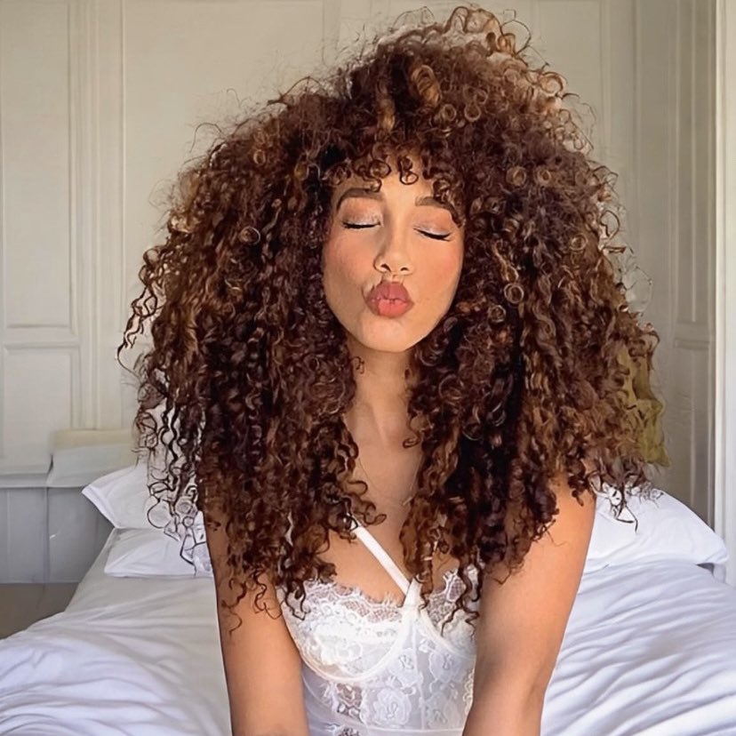 BellaKurls's tweet photo. Feeling Kinky? Find your curl match! 🤍 #BellaKurls

Clipin hair extensions are great for adding volume and length to your curly hair. With so many curl textures, you can finally get the long hairstyle of your dreams! 

Shop now at https://t.co/JhIQrvsgFr https://t.co/ZTNukp1mPA