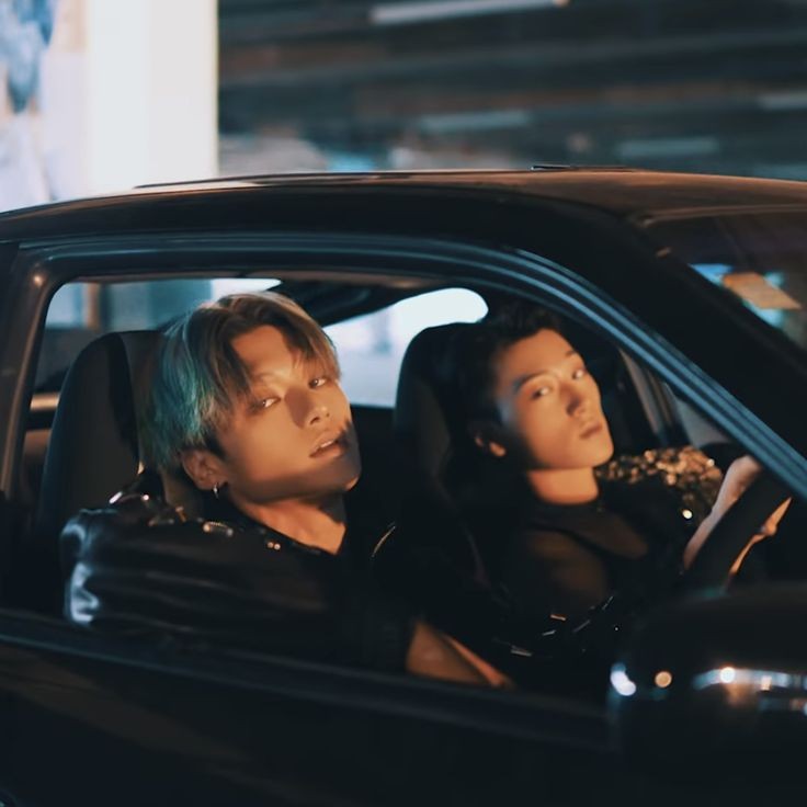 ghostofwooy's tweet photo. #woosanau — overdrive

choi san era do tipo que tinha obsessão pela vitória e seu anseio por adrenalina talvez fosse sua maior fraqueza. isso até jung wooyoung acontecer com sua reputação indescente, olhares dúbios e limites que san passou a desejar ultrapassar um por um. https://t.co/OFu2LvS1By