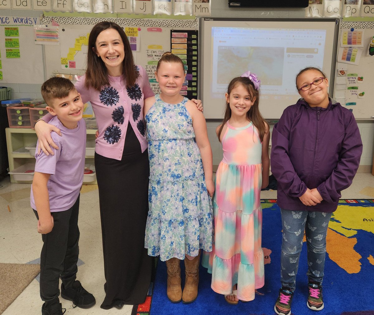 Jessie Garner (@mrsjessiegarner) on Twitter photo Today, for spring pictures, we were all feeling the lilac purple vibes! 💜 <a href="/lexingtonelemsc/">Lexington Elementary School</a> Today, for spring pictures, we were all feeling the lilac purple vibes! 💜 <a href="/lexingtonelemsc/">Lexington Elementary School</a>
