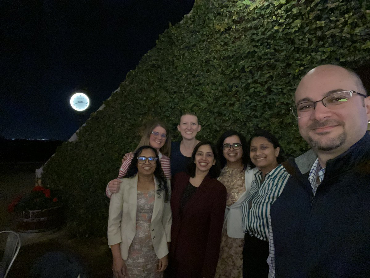 What started as a wellbeing initiative became a welcomed permanent addition to our fellowship program! It is always great to take sometime away from the busy learning📚 to enjoy a meal in the great Arizona🌵outdoors! Our joint Nephrology and Transplant fellowships dinners!