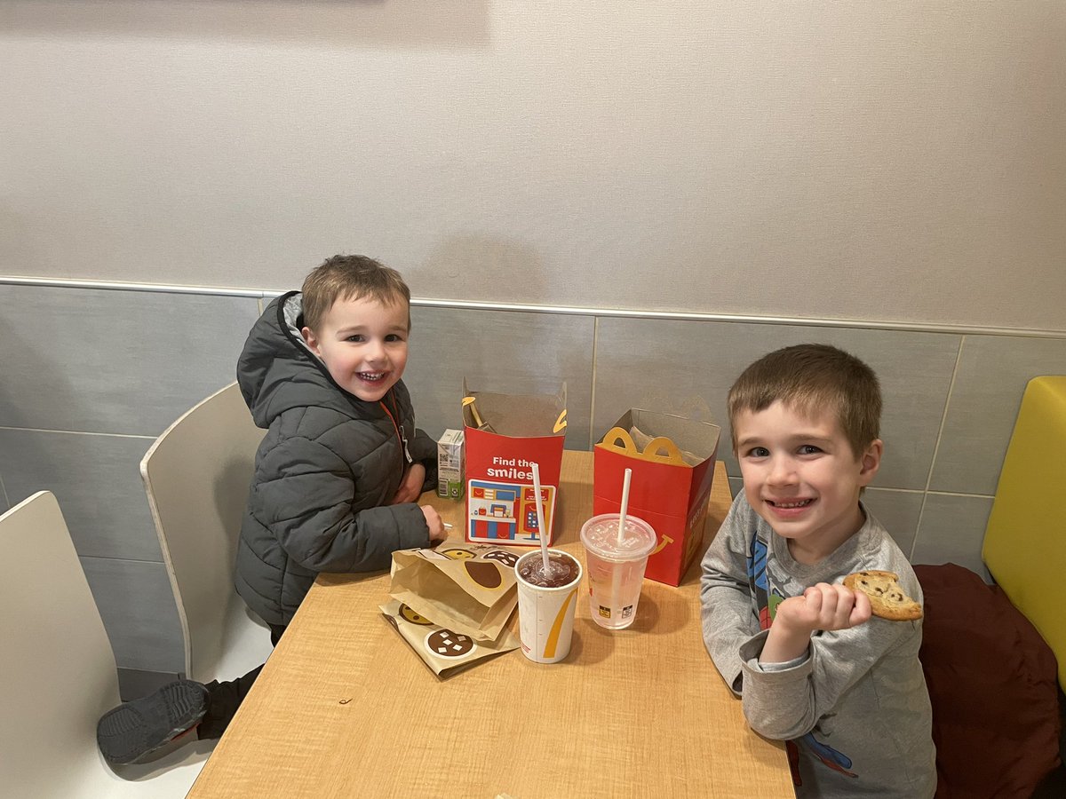 𝗕𝗲𝗰𝗸𝘆 𝗕𝘂𝗿𝗿𝗶𝗴𝗵𝘁 tweet media